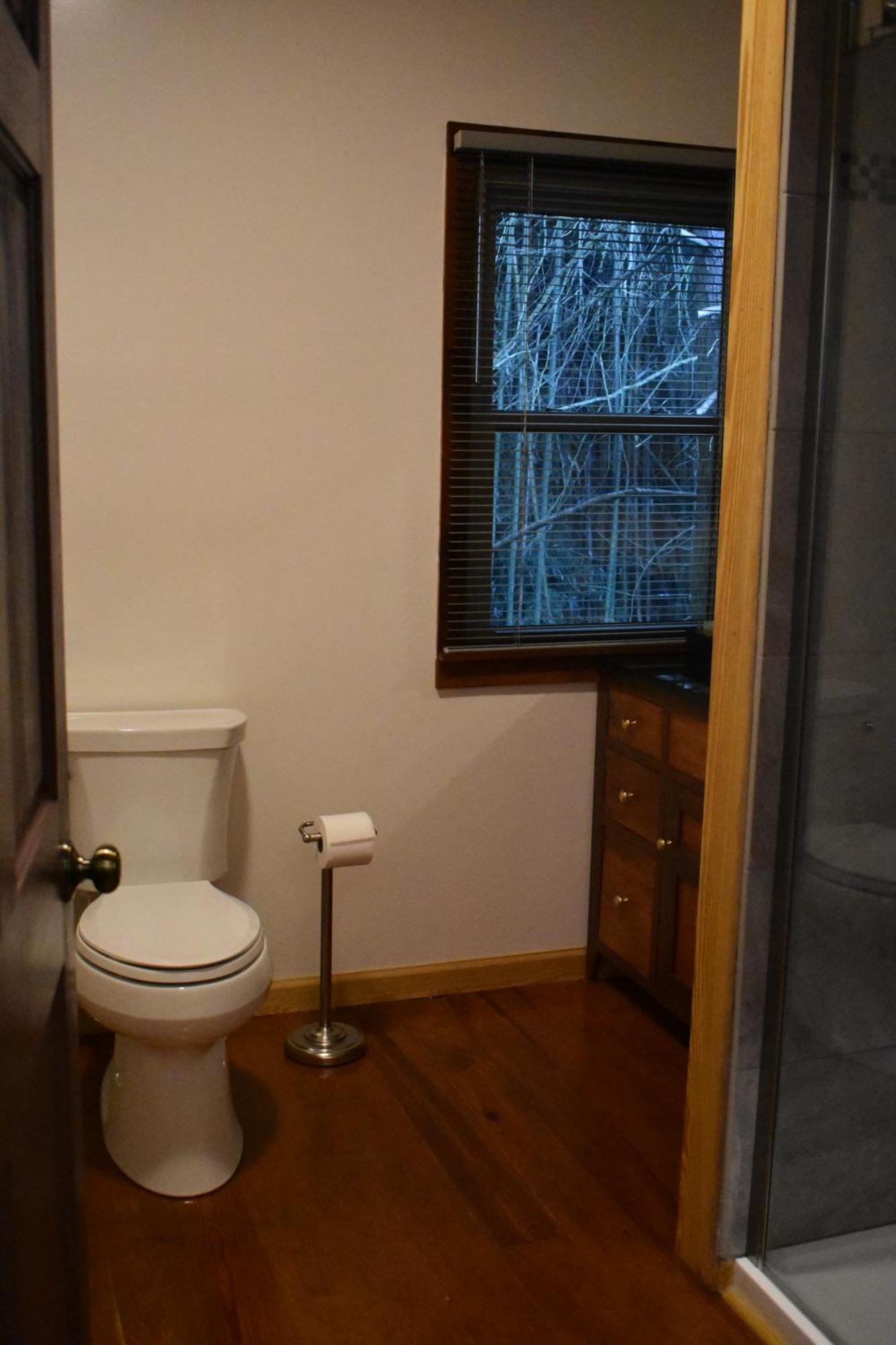 Restored1850S Log Cabin, With Gazebo And Gardens! 1 Mile To Downtown Weaverville Exterior foto